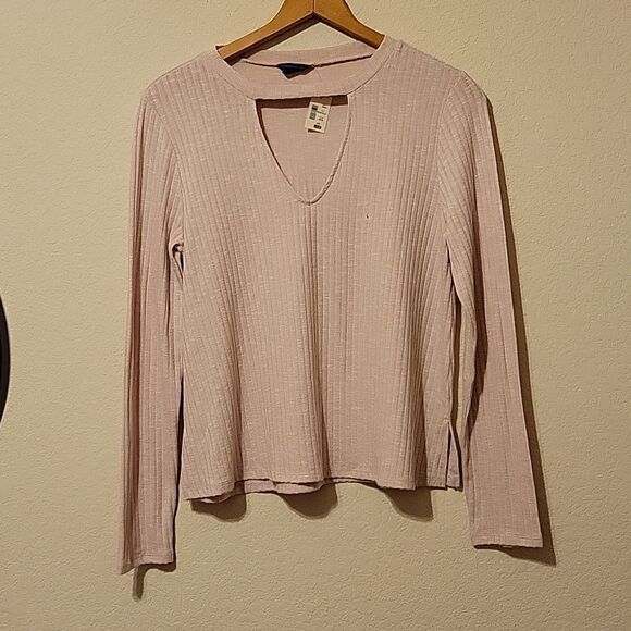 Aeropostale Sweaters - Aeropostale pink ribbed v neck sweater size Large